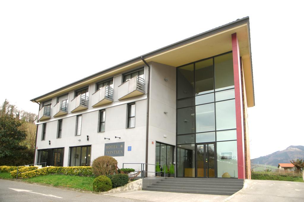 Hotel Txintxua Hernani Buitenkant foto