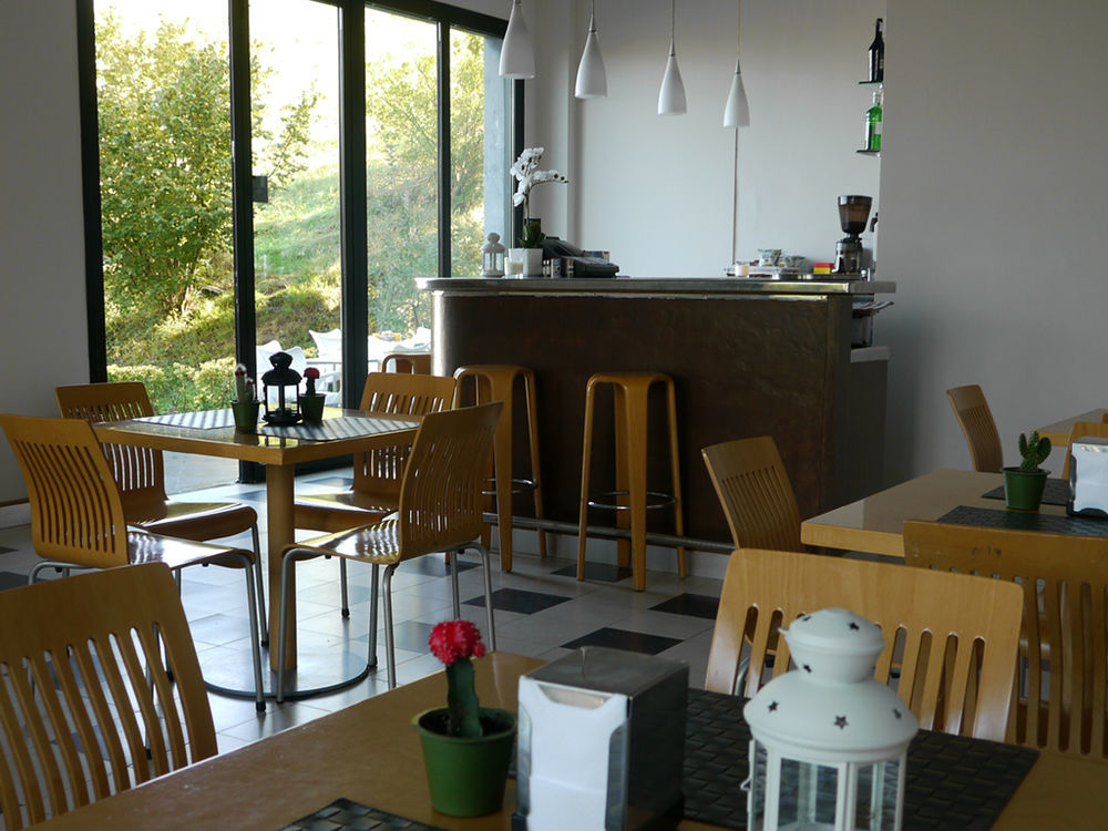 Hotel Txintxua Hernani Buitenkant foto